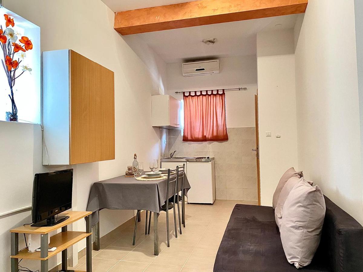 Apartments Helen Сплит Экстерьер фото