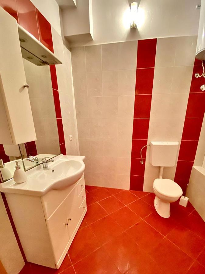Apartments Helen Сплит Экстерьер фото